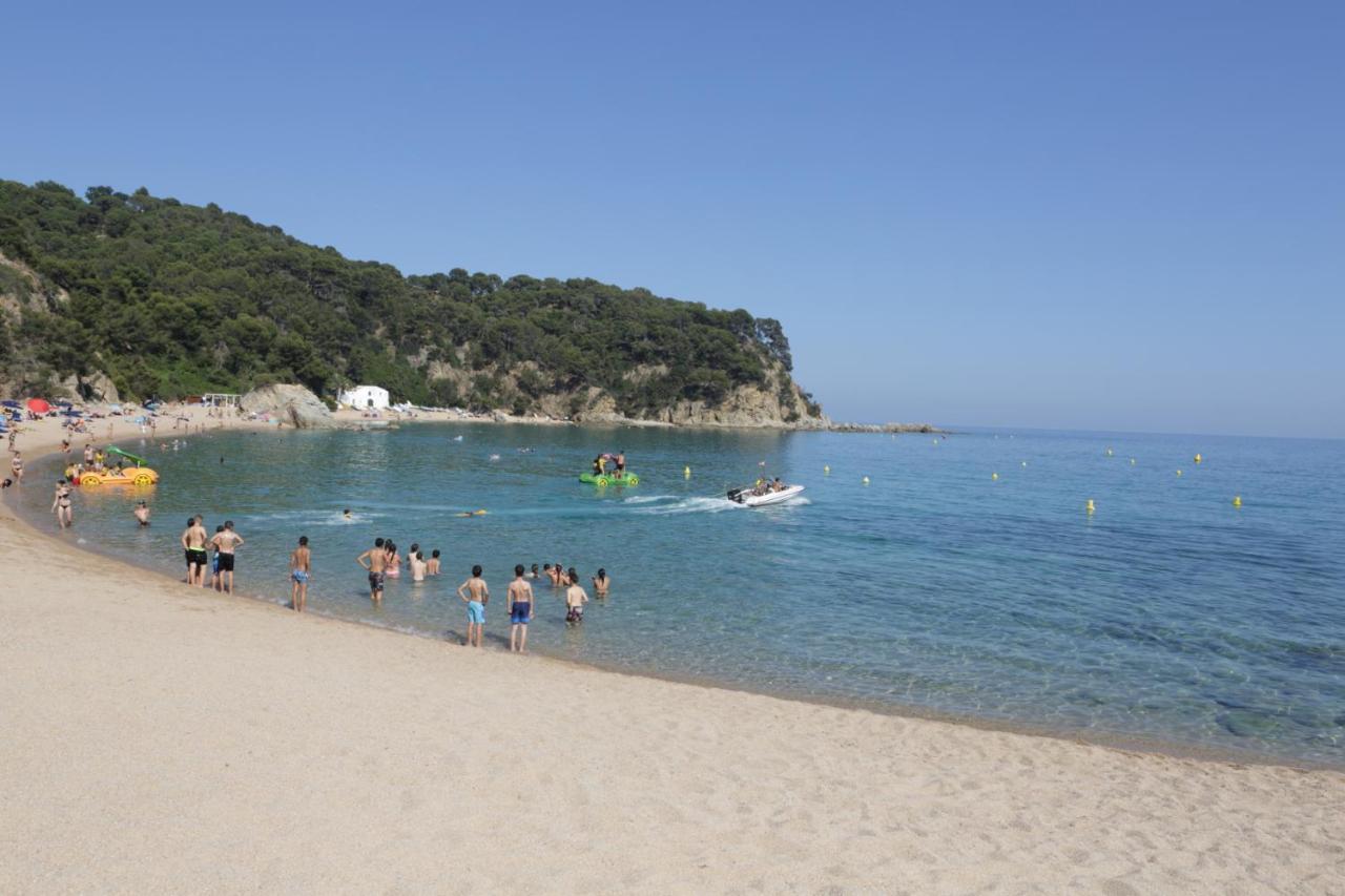 Happy Camp Mobile Homes In Camping Senia Cala Canyelles Lloret de Mar Exteriér fotografie